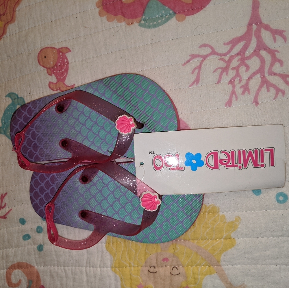 Limited Too Flip Flops